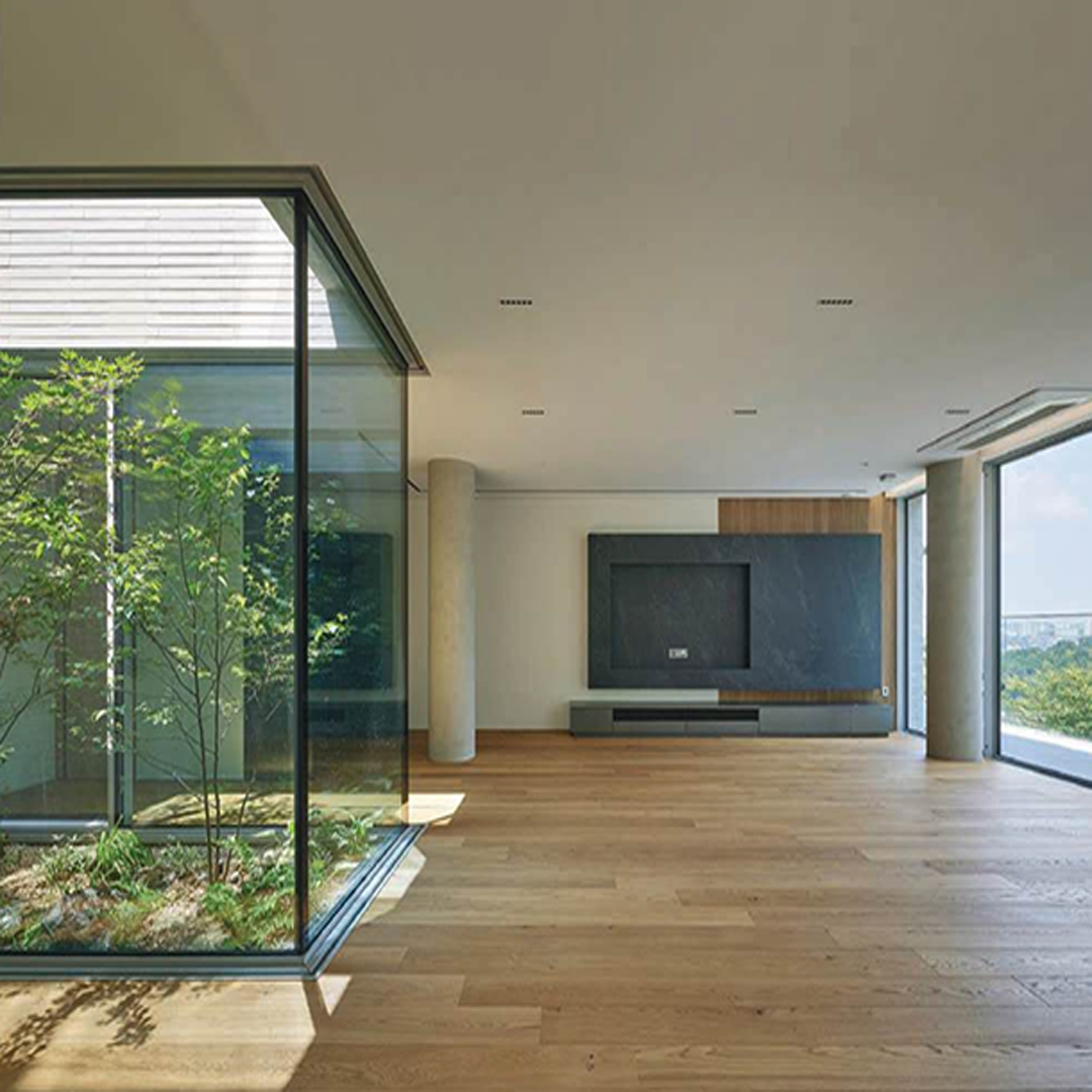 Gallery 16